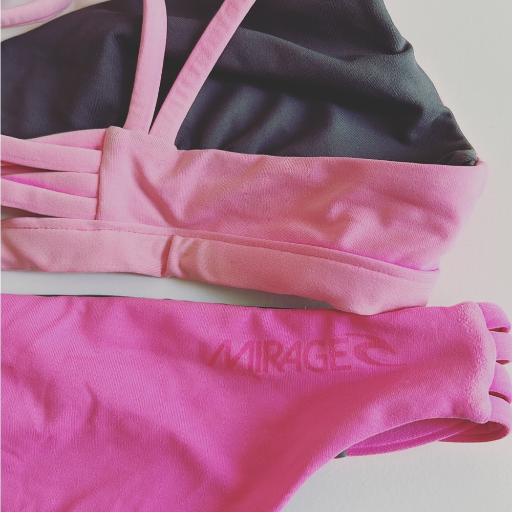 Rip Curl Reversible Bottom - Picture 2 of 6